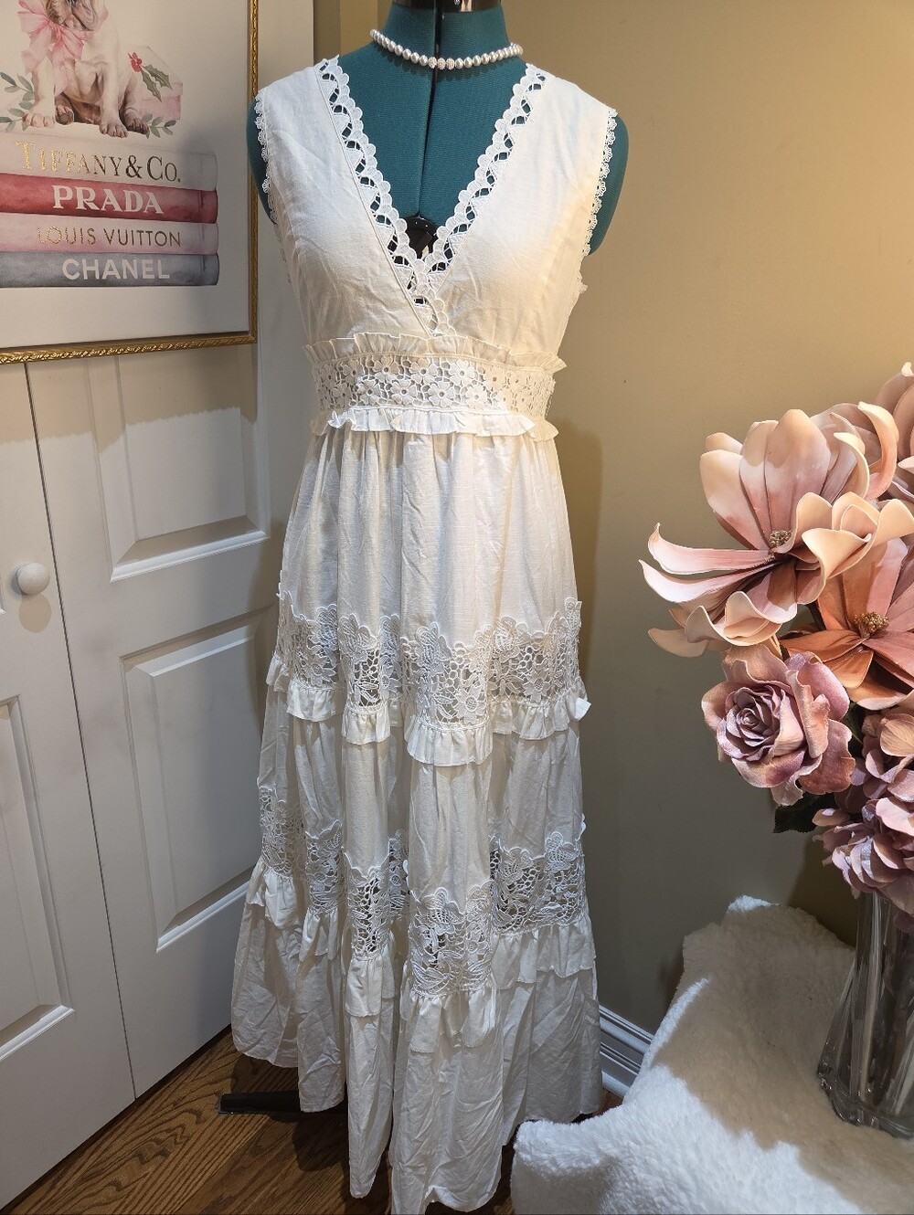 Nwt Medium Endelss Sumer Sleeveless White Lace-Trim V-Neck Maxi Dress $230 - Picture 2 of 16